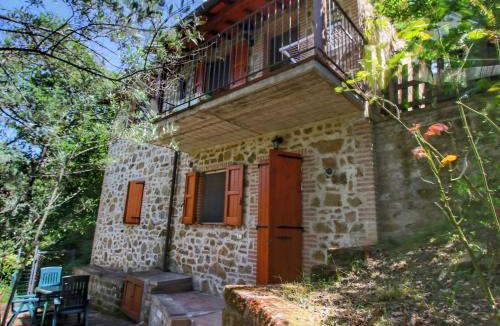 Paciano House | Belvilla by OYO Holiday Home in Pacaino with Pool