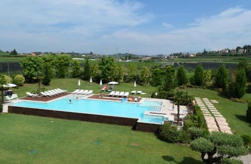 Sona House | Belvivere Suites