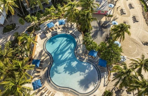 Islamorada Villa | Best Value, Quality Stay with Free Parking, Near Islamorada Brewery & Distillery