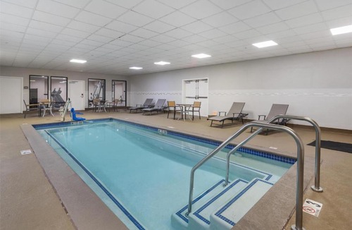 East Village Hotel | Best Western Plus Hotel at the Convention Center