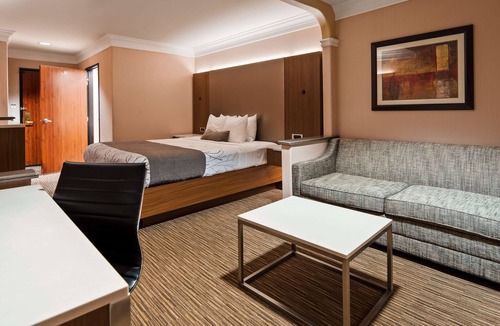 Inglewood Hotel | Best Western Plus Suites Hotel - LAX Airport LA Stadium