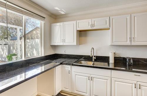 El Rancho House | Between LA & Orange County: Quiet Getaway w/Patio