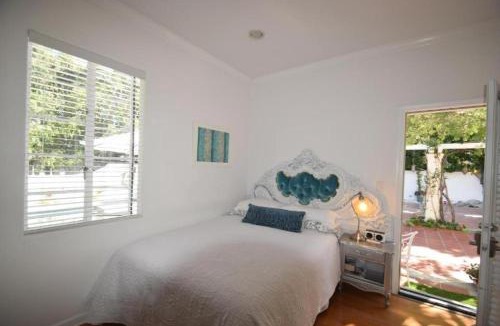 Pico - Robertson Villa | Beverly Hills Celebrity Home