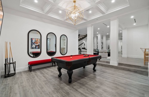 The Flats Villa | Beverly Hills Flats Estate with Movie Theater, Indoor Pool, Billiards & Sauna
