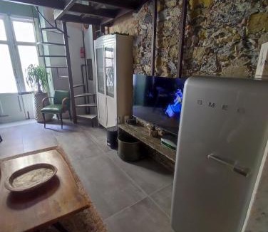Marina di Carrara House | Bilocale stile loft centro storico