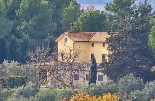 Falerone Bed & Breakfast | Bio at Us