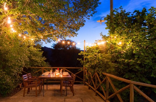 Monte San Savino Apartment | Bio Organic Home for larger Families or Groups with Pool and Charme