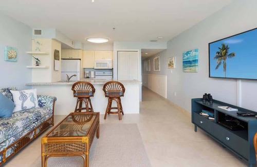 Tavernier Condo | Birds Eye Loft Perched Above the Marina 1BR 1BA 5413