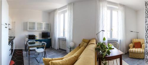 Central Station Apartment | Blue sky