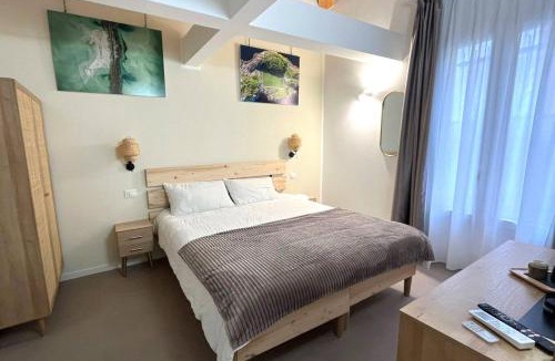 Province of Bologna House | Bologna Rooms & Art
