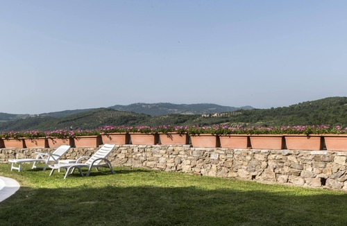 Montecolognola House | Borgo Spagnoli Farmhouse
