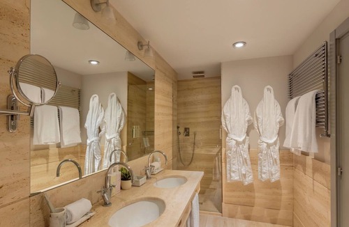 Torgiano Hotel | Borgo Tre Vaselle