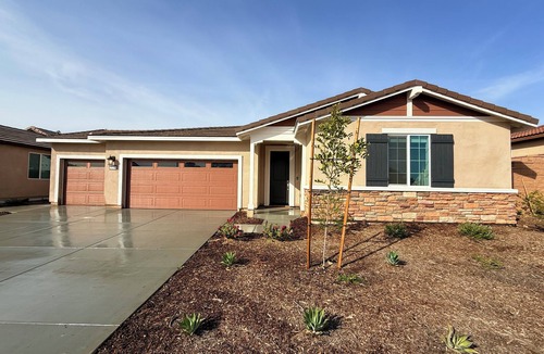 Romoland House | Brand New 5-bedroom house in charming Homeland with AC, WiFi. Enjoy your stay