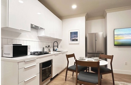 Miracle Mile Apartment | Brand-New Stylish 2BR 1 BATH by The Grove & Beverly Hills