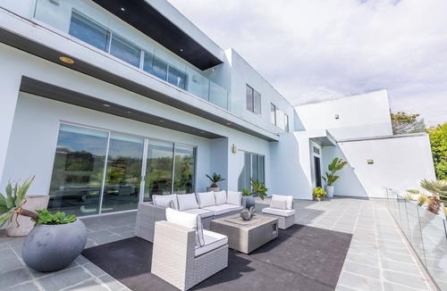 Brentwood House | Brentwood Modern 6BR Pool Spa Getty Museum Views