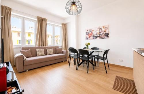 Sestri Ponente Apartment | Bright and Spacious Elegant Apartment 5 min Airport