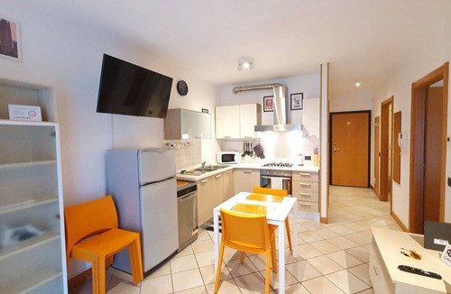 Forli Apartment | Bright two-room apartment with garage and lift between the station and the cente