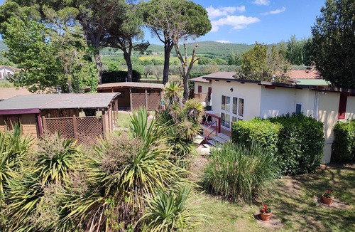 Bolsena House | Bungalow 'Camping Massimo - 2' with Lake View, Private Terrace and Private Garden