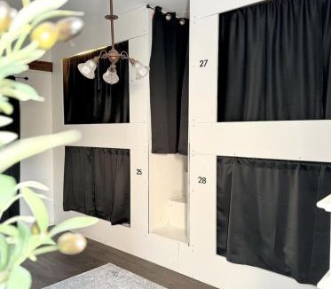 Pico-Union Hostel | Burlington Hostel
