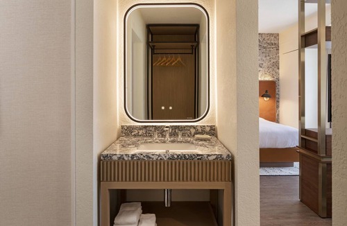 Pico - Robertson Hotel | Burton House, Beverly Hills, A Tribute Portfolio Hotel