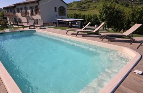 Vinchio Apartment | Cà d'Rita Monferrato - Viognier con sauna interna e idromassaggio e piscina esterni