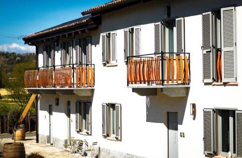 Vinchio House | Cà d'Rita Monferrato - idromassaggio e piscina esterni