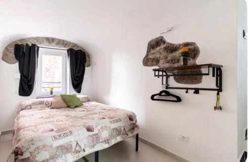 Isolabona Apartment | C'era una volta (suite)