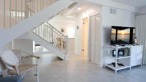 Key Largo House | C14 Moon Bay