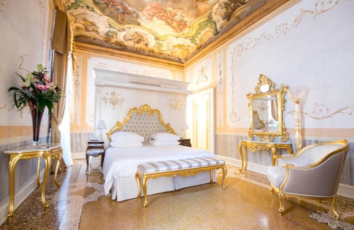 Cannaregio Hotel | Ca' Bonfadini Historic Experience