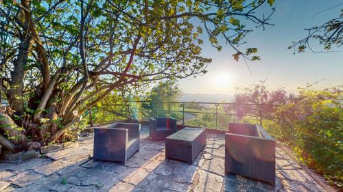 San Giorgio Scarampi Villa | [Ca' del Cucco] Piscina privata tra le colline