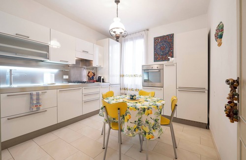 San Polo Apartment | Ca' Lipoli - Four Bedroom Apartment, Sleeps 6