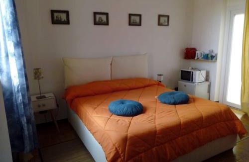 San Lorenzo al Mare House | Camera con vista
