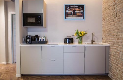 Citta Bassa Apartment | Camozzi Suite