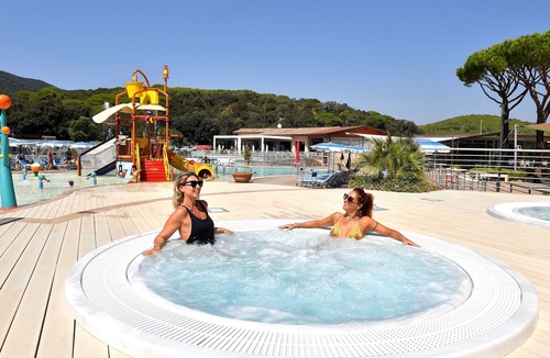 Le Rocchette RV Rental | Camping Village Baia Azzurra