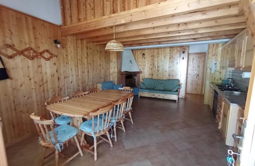 Cappadocia Apartment | Camporotondo - ampio salone con vista montagne
