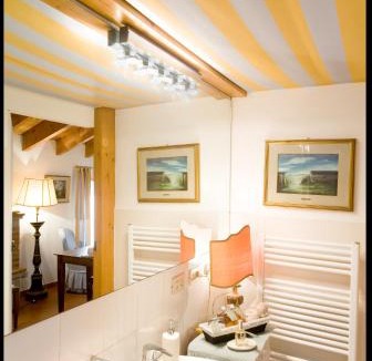 Reggio nell'Emilia Bed & Breakfast | Cantarelli Bed and breakfast