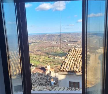 Pretoro House | Cantina del benessere a Majella 220 mq