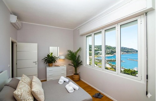 San Lorenzo al Mare Apartment | Casa Baia Blu