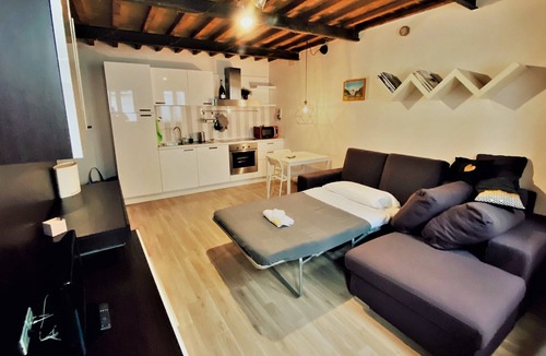 Citta di Castello Apartment | Casa Baldo - detached house in the center