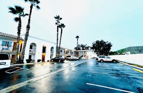 Cypress Hotel | Casa Blanca Hotel - Cypress, Buena Park
