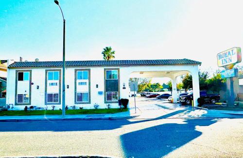 Cypress Hotel | Casa Blanca Hotel - Cypress, Buena Park