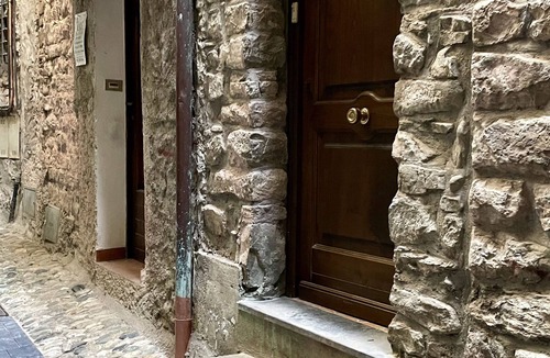 Pigna Apartment | CASA BLU - panoramic medieval apartment in the heart of Pigna