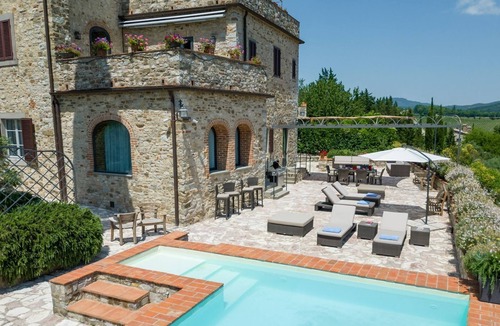 Gaiole in Chianti Villa | Casa Boccaccio, Gaiole in Chianti, Siena and Chianti