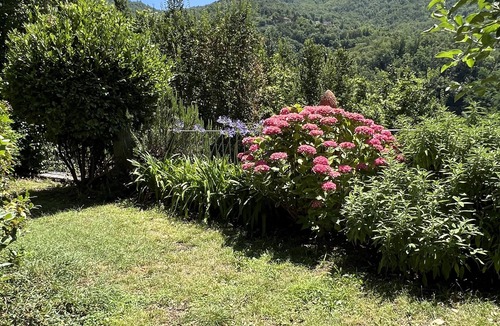 Calice al Cornoviglio House | Casa Boru - a beautiful fully restored spacious house with fantastic views
