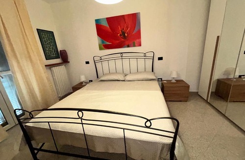 Voltri House | Casa Calamandrei Cozy Rooms with Stunning Terrace and Portview by GenovaNest