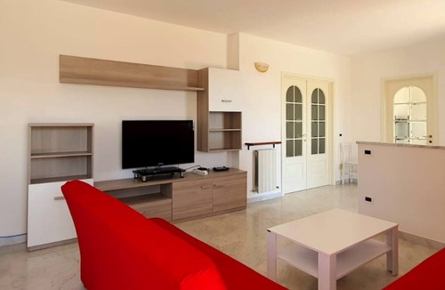 Rostio Apartment | Casa con Ampio Giardino ed Area Bbq, con Vista Mare e Posto Auto