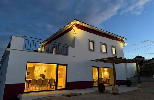 Santarem Villa | Casa da Adega