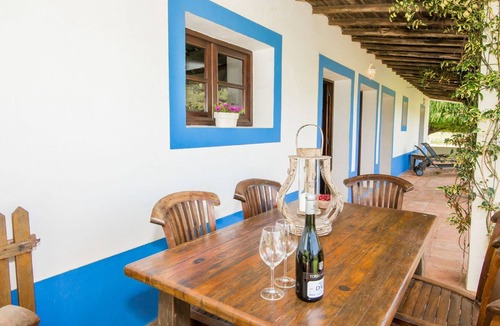Aljezur Cottage | Casa da Aldeia - sleeps 10 guests in 4 bedrooms