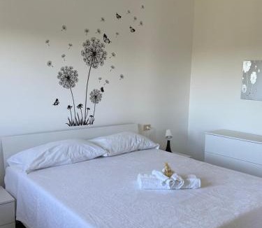 Scafa Apartment | Casa Dulce Casa - Bright flat with balcony 2 baths 2 beds