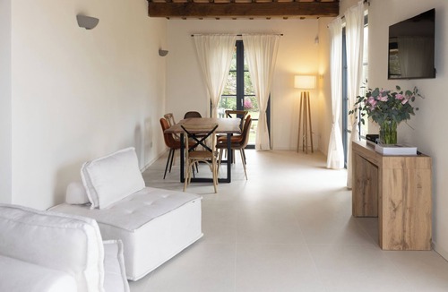 Massa Bed & Breakfast | Casa Gabri Boutique B&B Tuscan Villa